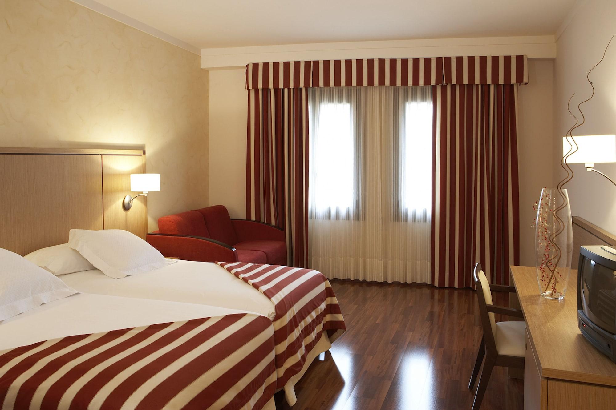 Hotel Duran Figueres  Exteriér fotografie