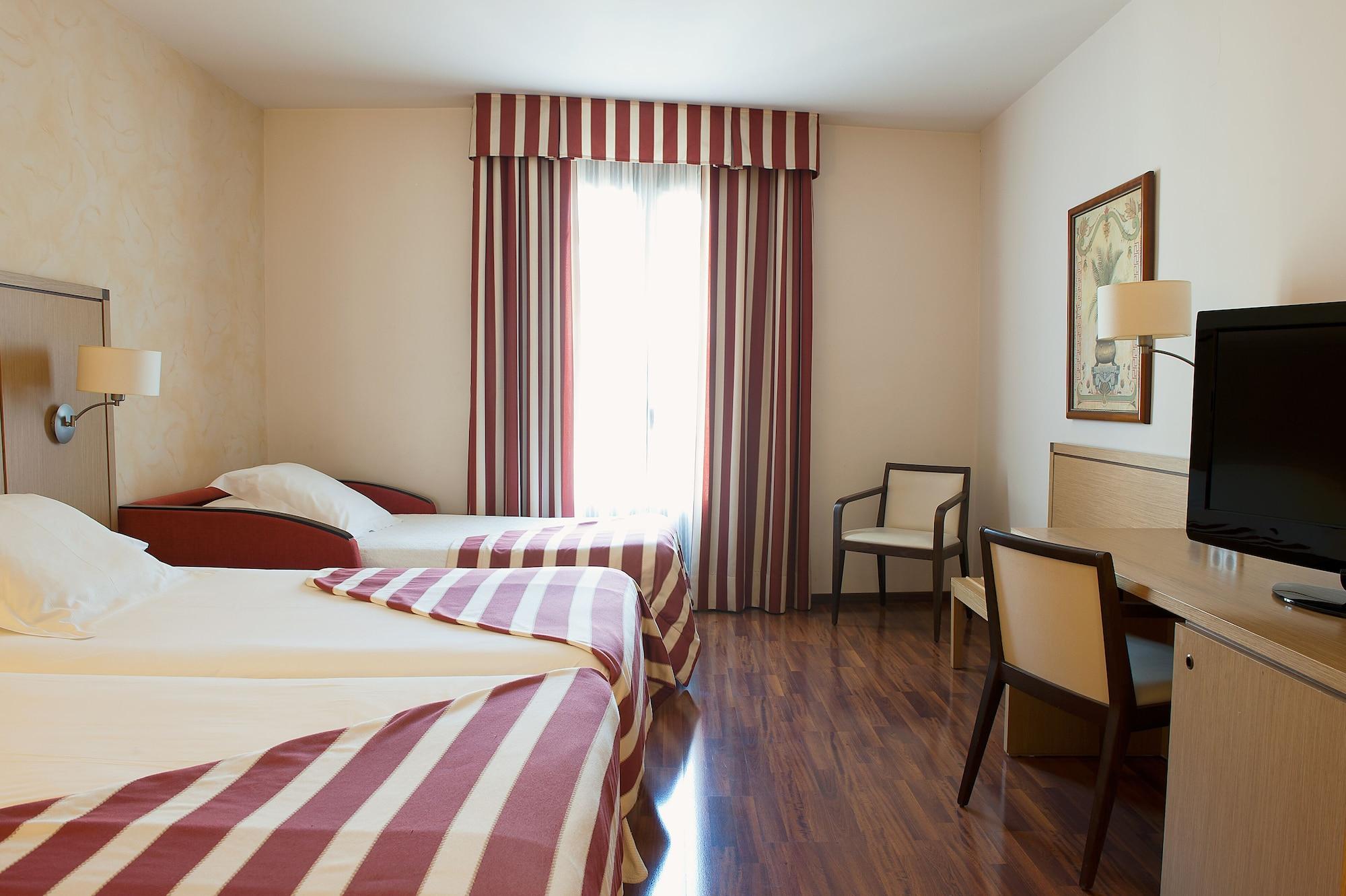 Hotel Duran Figueres  Exteriér fotografie