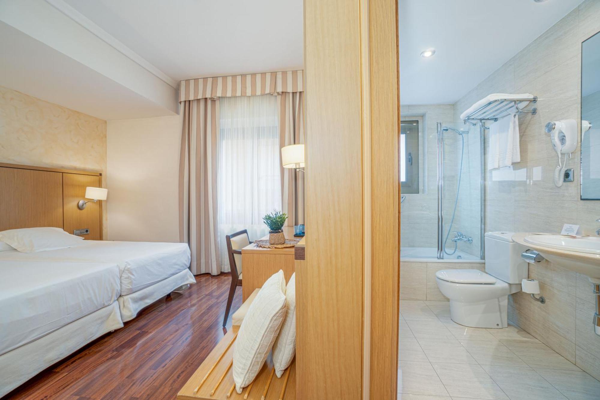 Hotel Duran Figueres  Exteriér fotografie